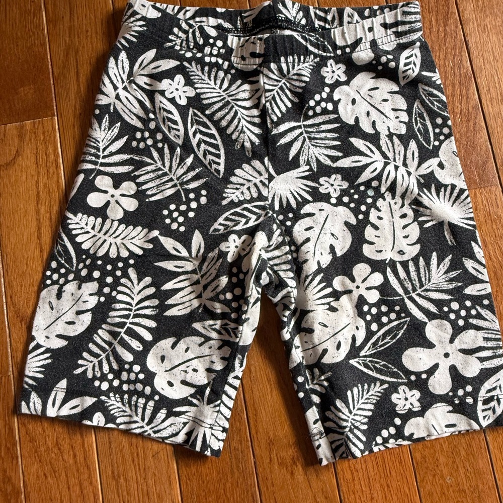 Old Navy Black and White Leaf Print Kids Shorts